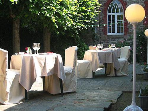 Hotel-Restaurant De L'Abbaye Plancoët Restaurante foto