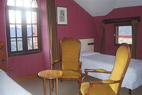 Hotel-Restaurant De L'Abbaye Plancoët Quarto foto